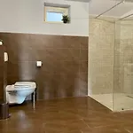 Balkon Apartmanhaz Panzio 3*