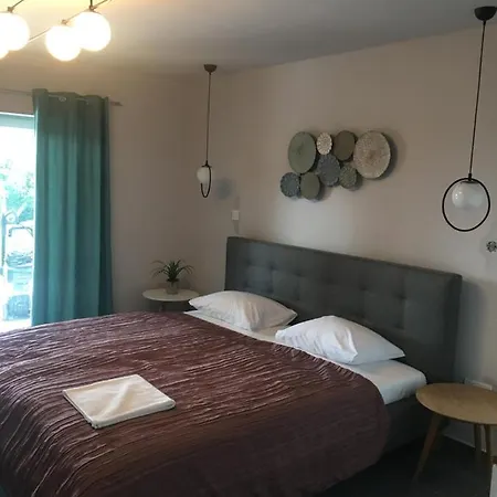 Balkon Apartmanhaz Panzio Отель типа 