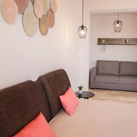 Bed & Breakfast Balkon Apartmanhaz Panzio *