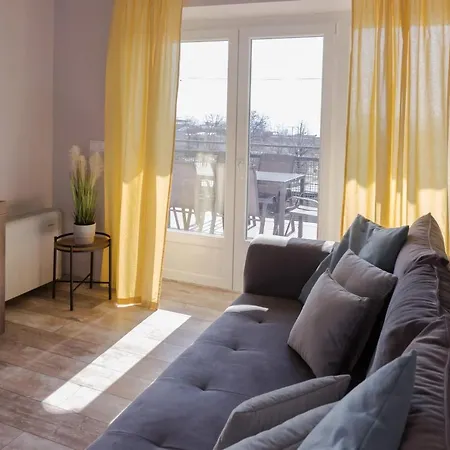 Bed & Breakfast Balkon Apartmanhaz Panzio *