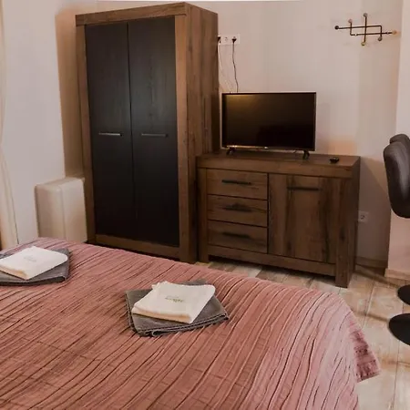 Balkon Apartmanhaz Panzio *