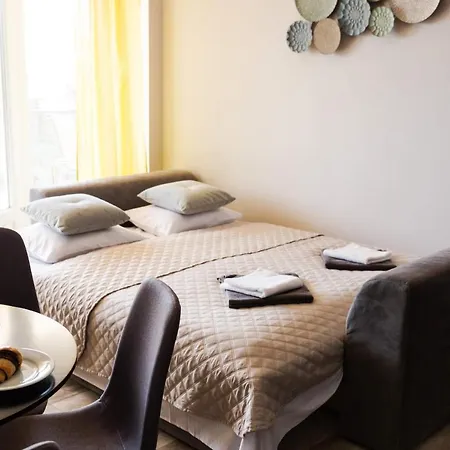 Bed & Breakfast Balkon Apartmanhaz Panzio
