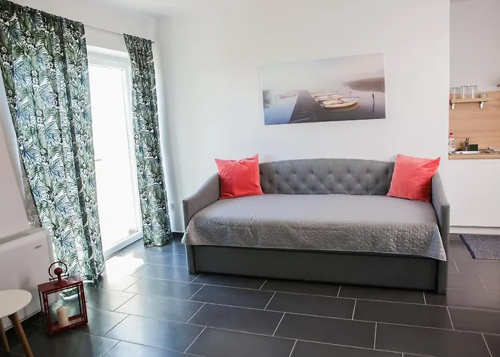 Bed & Breakfast Balkon Apartmanhaz Panzio