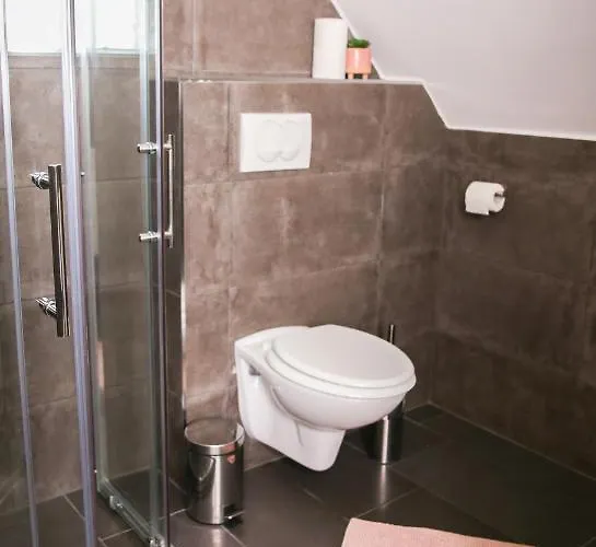 Balkon Apartmanhaz Panzio 3* Balatonfured